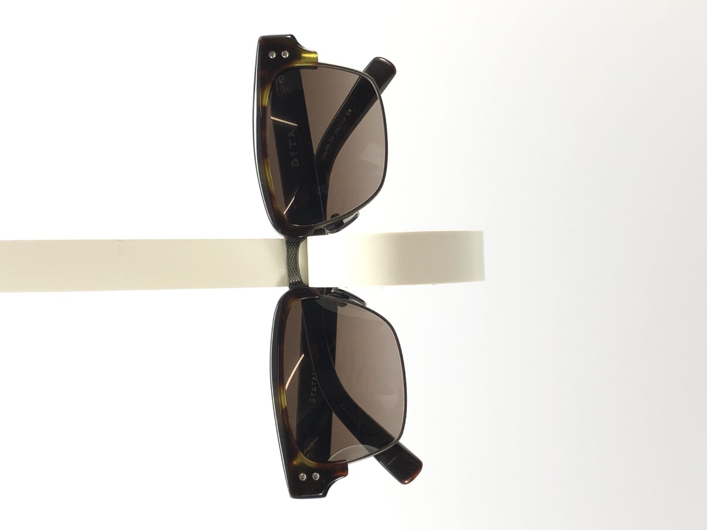 occhiali da soleacetato